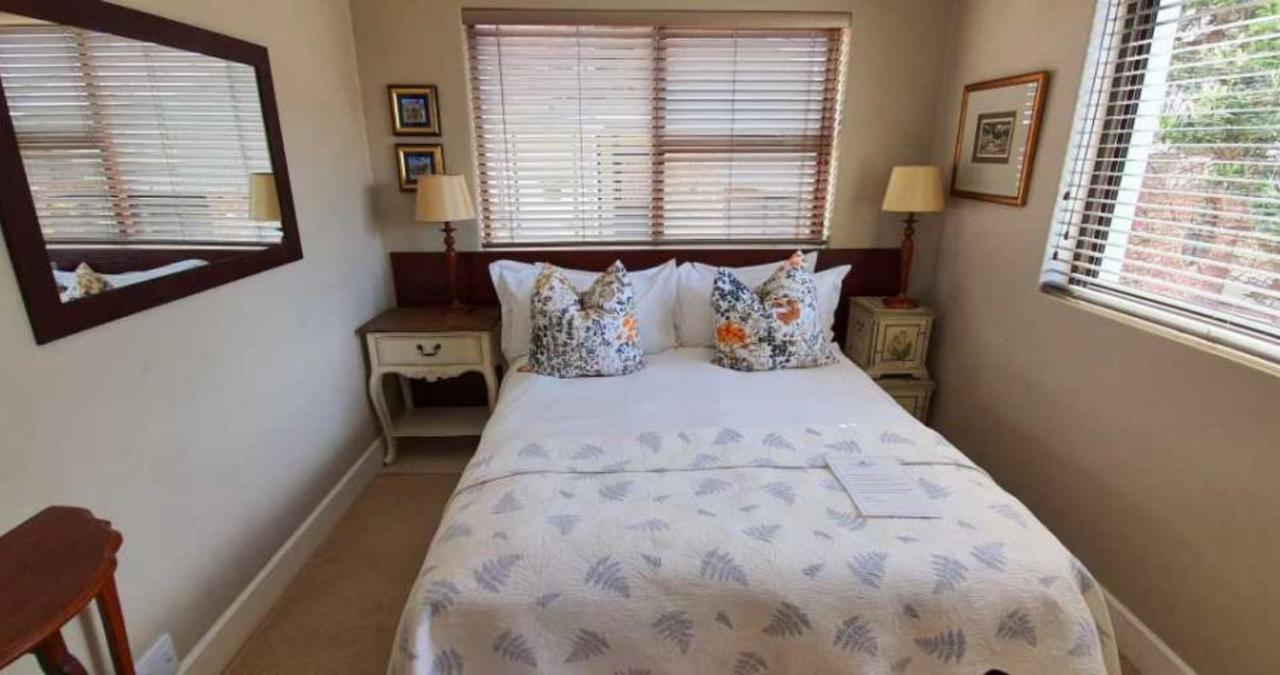 On The Beach Guesthouse Jeffreys Bay Esterno foto