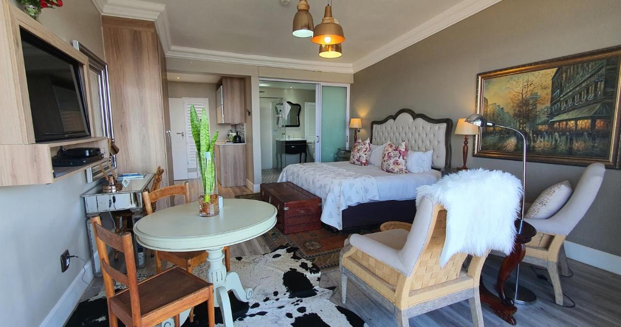 On The Beach Guesthouse Jeffreys Bay Esterno foto