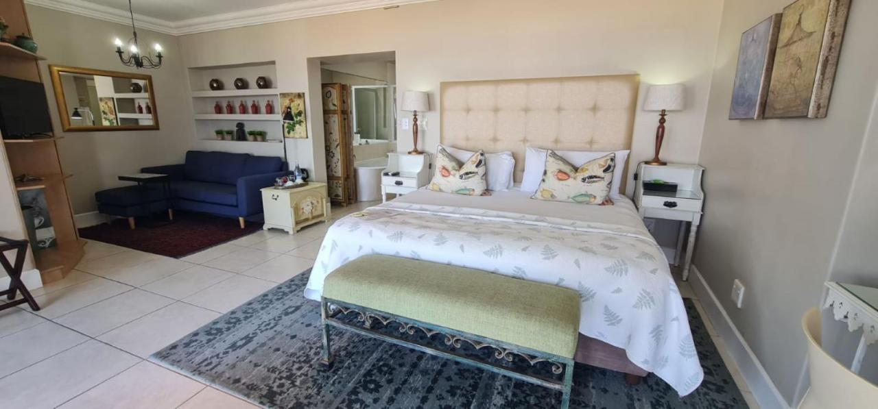 On The Beach Guesthouse Jeffreys Bay Esterno foto