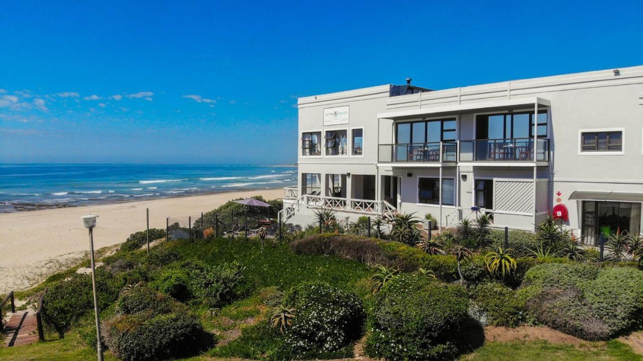 On The Beach Guesthouse Jeffreys Bay Esterno foto