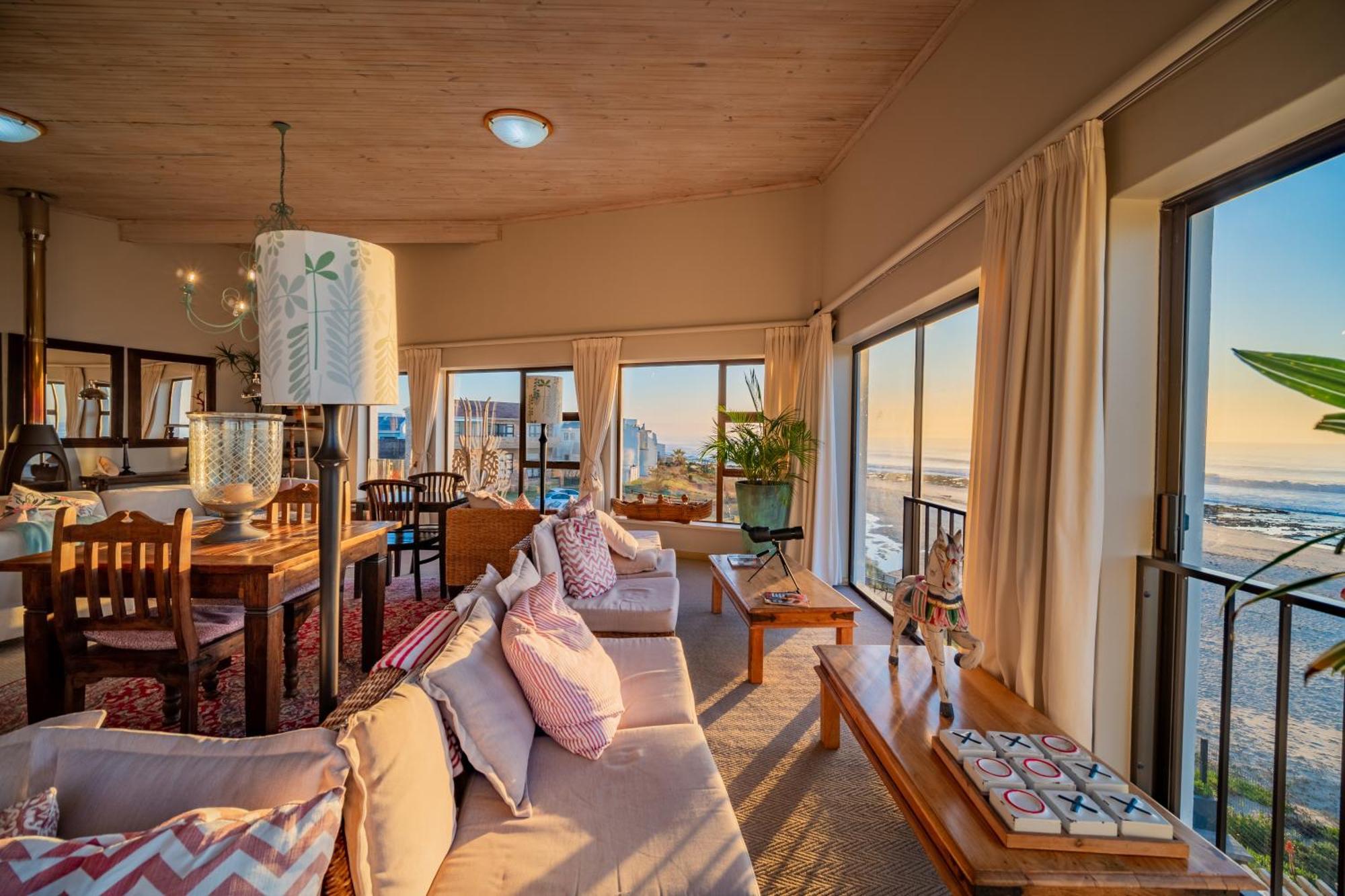 On The Beach Guesthouse Jeffreys Bay Esterno foto