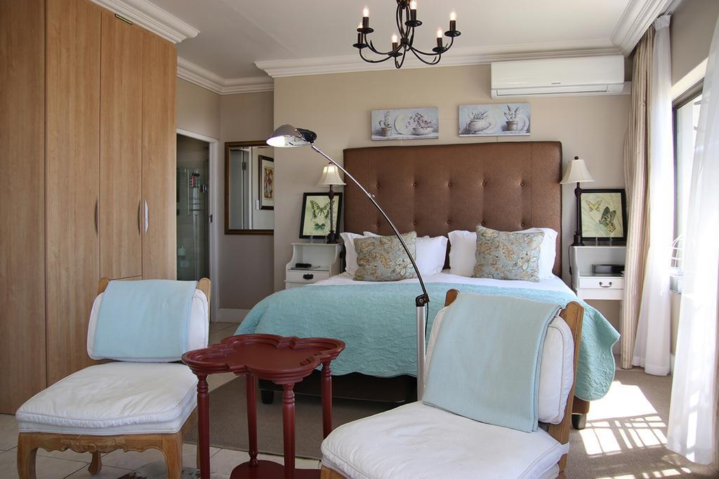 On The Beach Guesthouse Jeffreys Bay Esterno foto